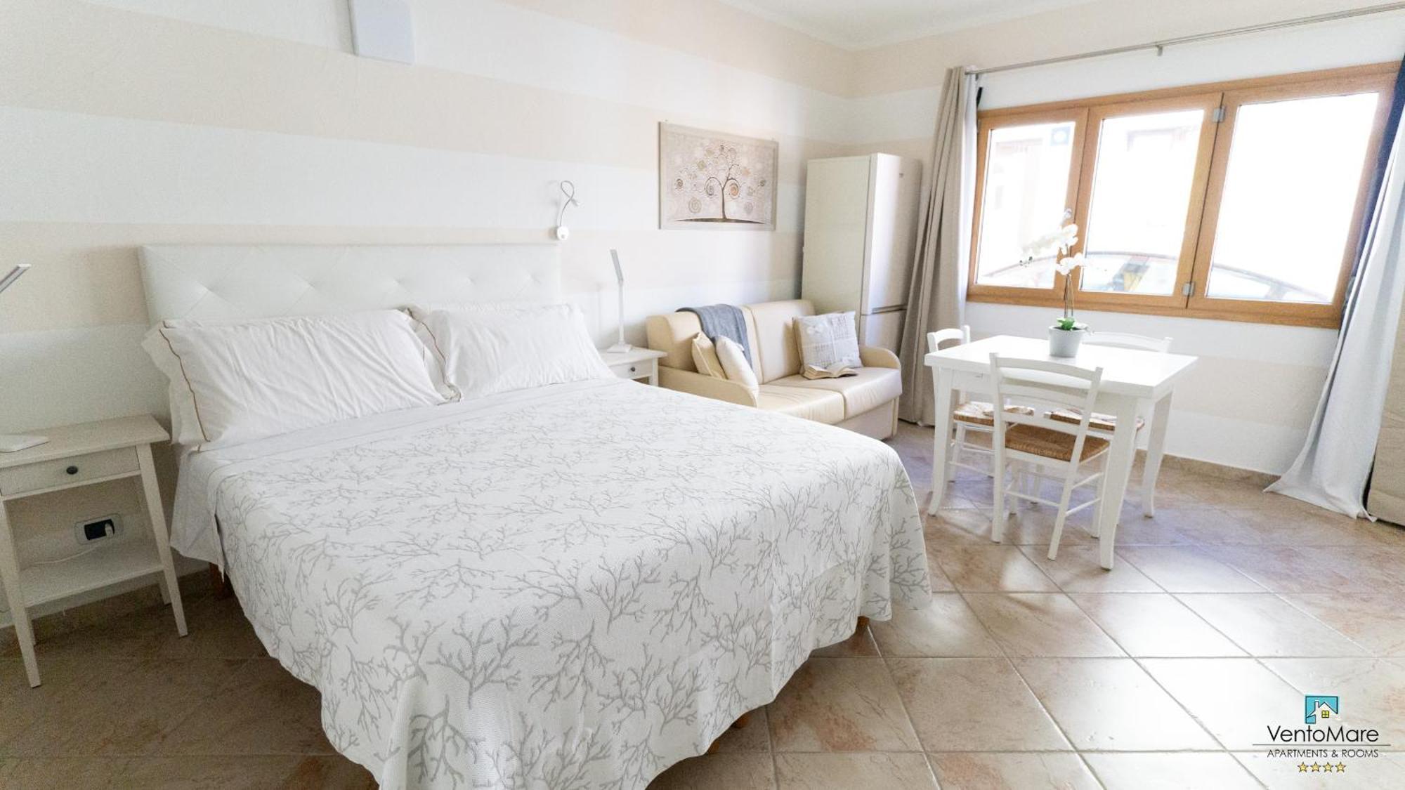 Apartments & Suites Vento Mare Palau Ngoại thất bức ảnh