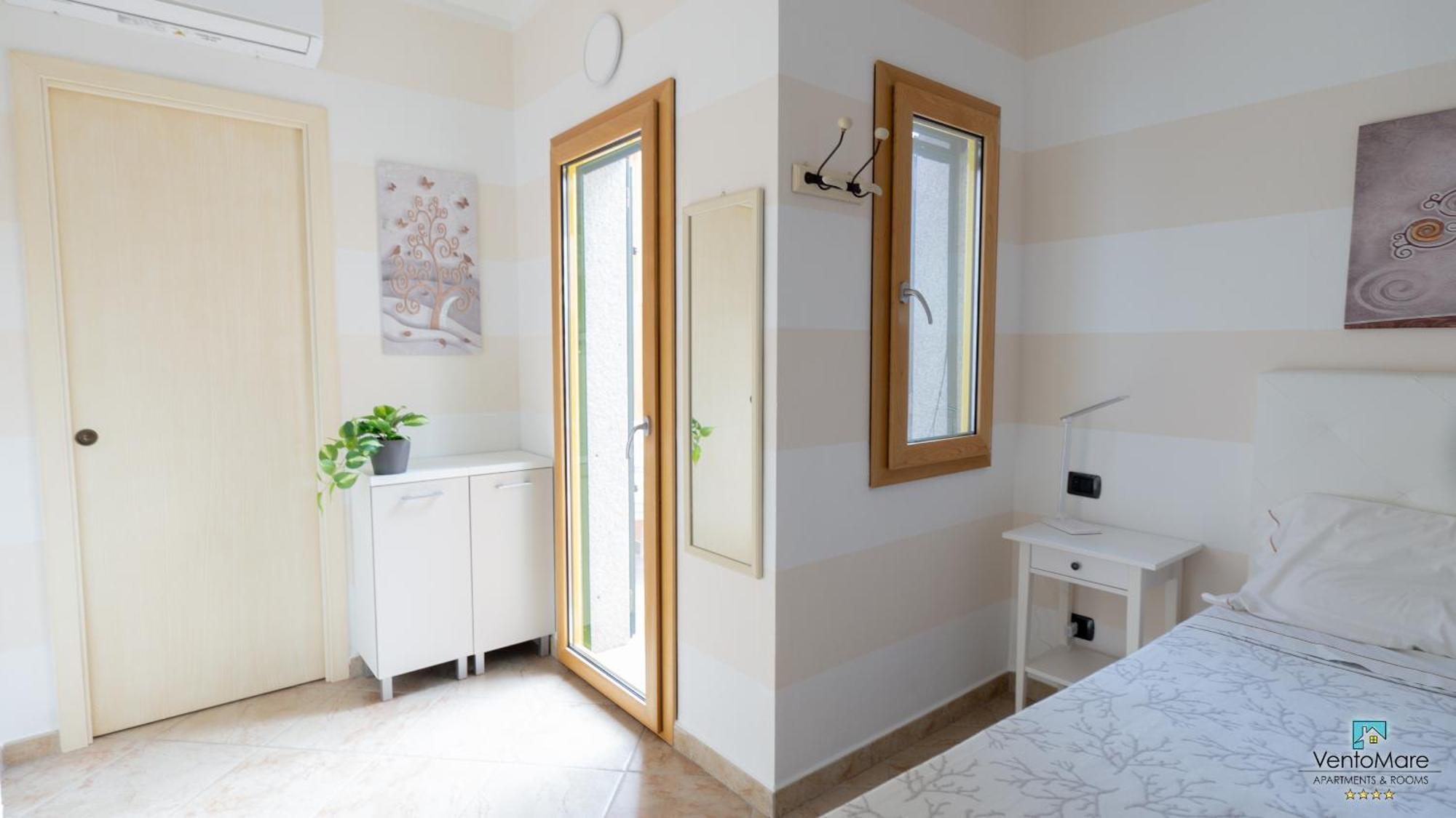 Apartments & Suites Vento Mare Palau Ngoại thất bức ảnh