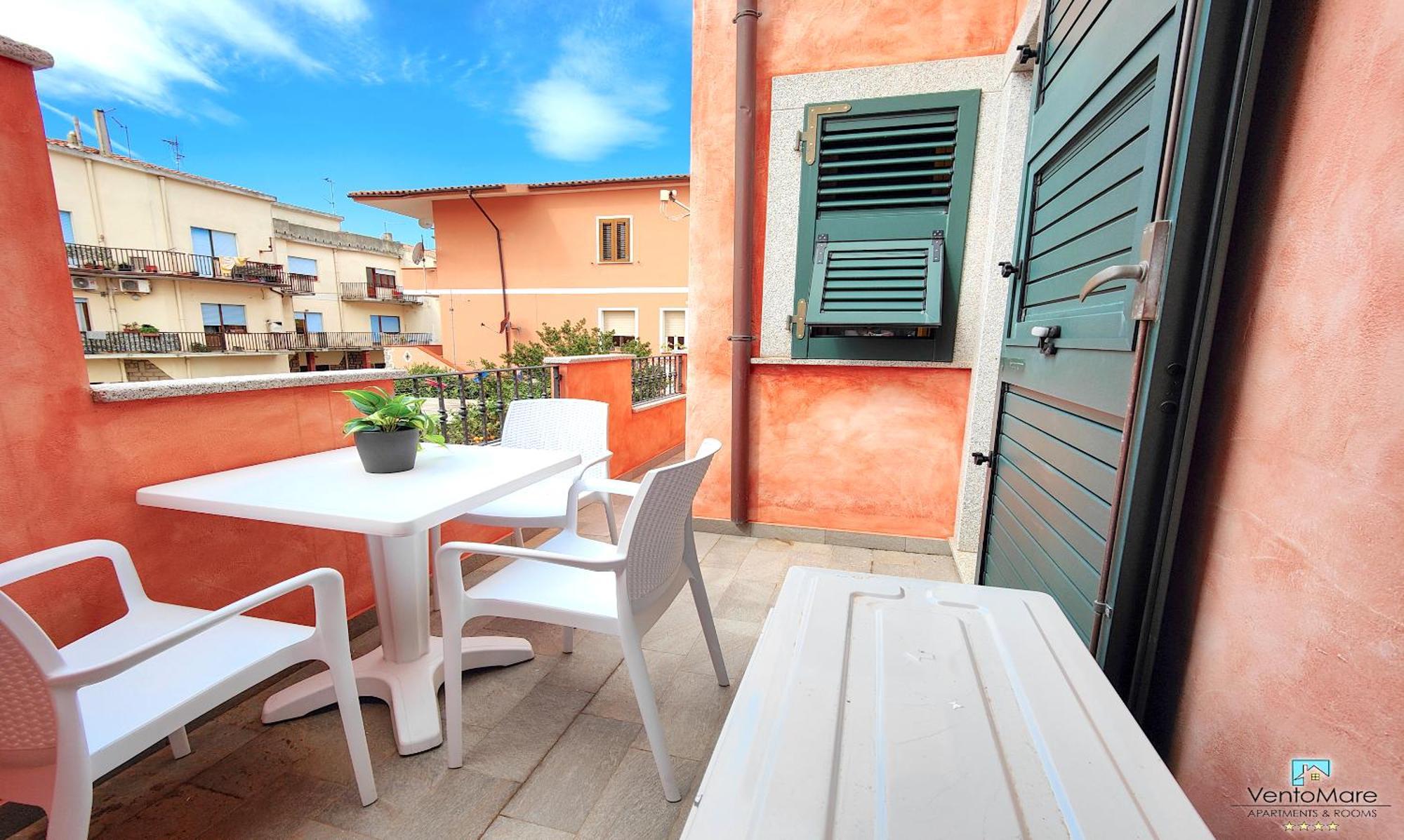 Apartments & Suites Vento Mare Palau Ngoại thất bức ảnh